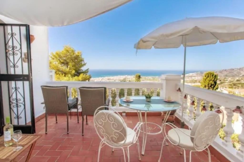 Precioso Apartamento Mandarinos Con Vistas Al Mar Nerja Kültér fotó