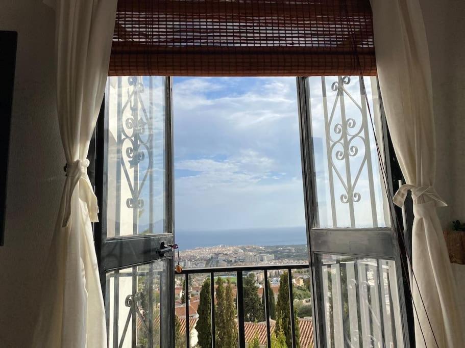 Precioso Apartamento Mandarinos Con Vistas Al Mar Nerja Kültér fotó