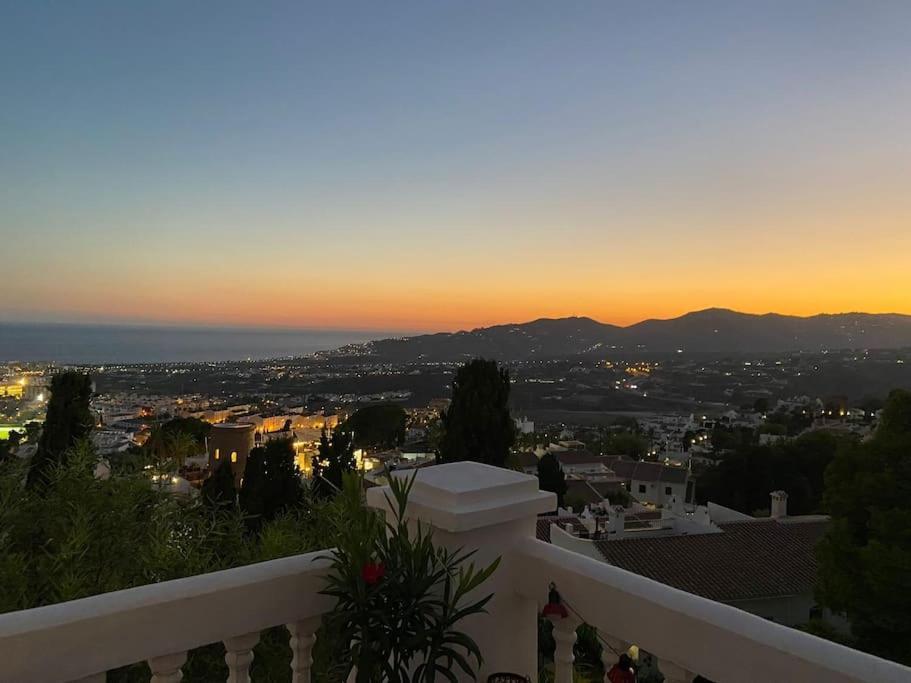 Precioso Apartamento Mandarinos Con Vistas Al Mar Nerja Kültér fotó