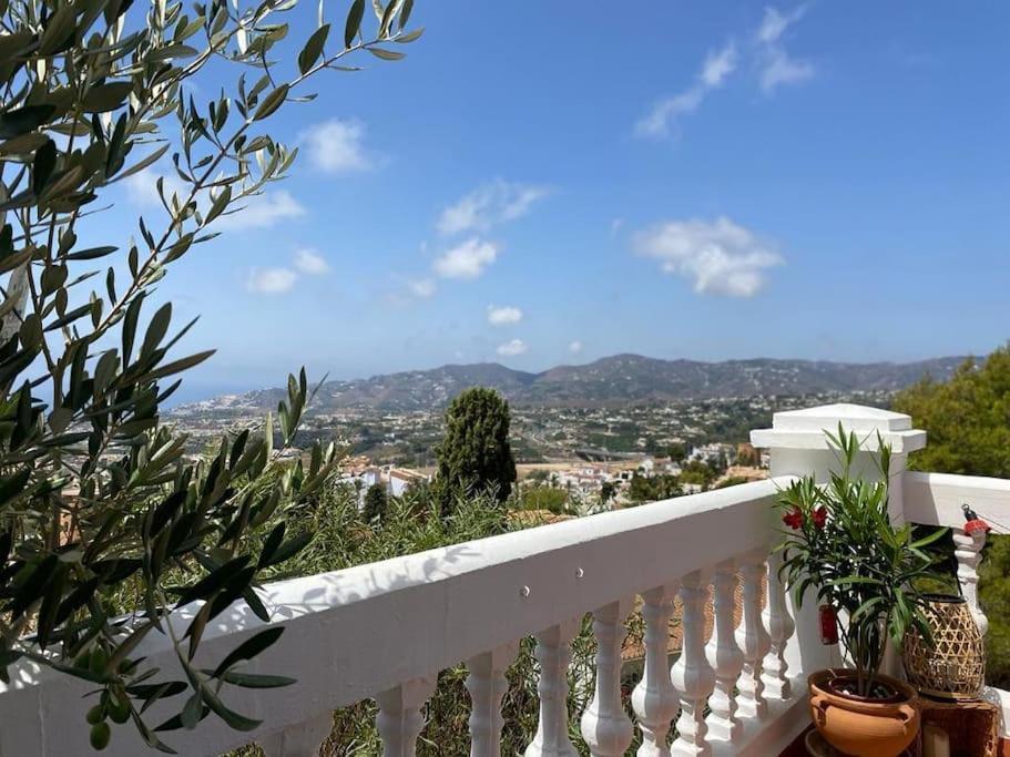Precioso Apartamento Mandarinos Con Vistas Al Mar Nerja Kültér fotó