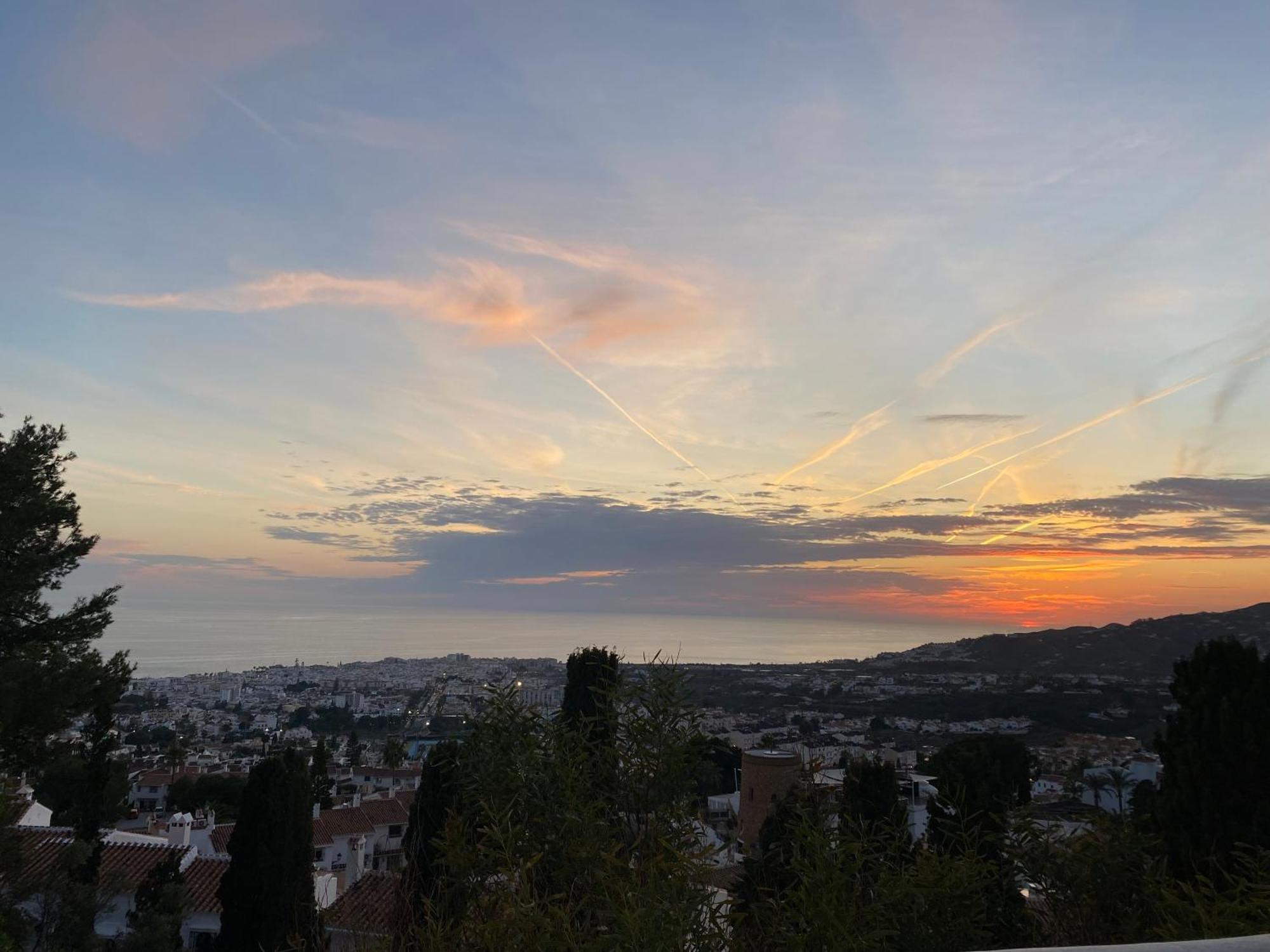 Precioso Apartamento Mandarinos Con Vistas Al Mar Nerja Kültér fotó