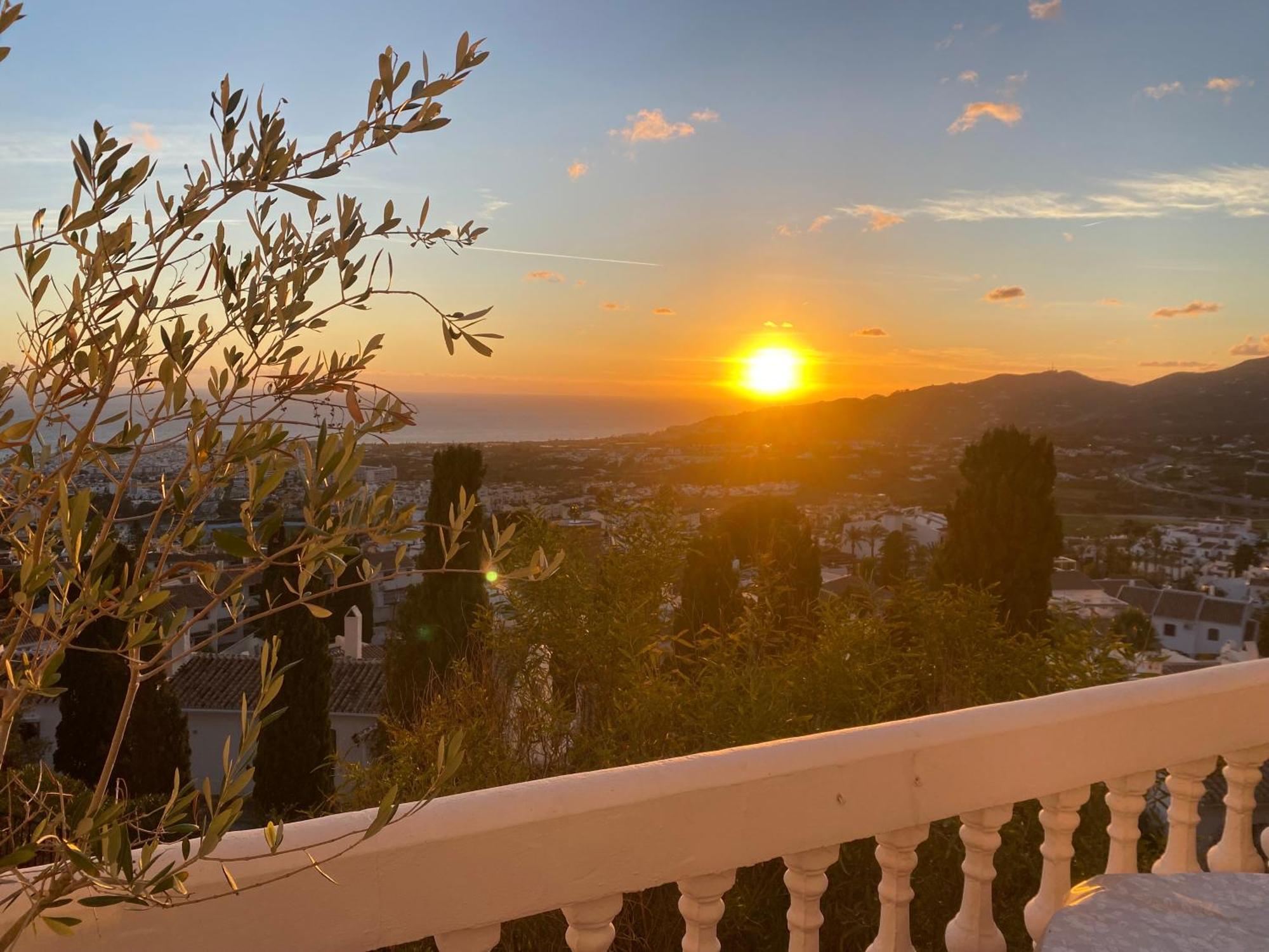 Precioso Apartamento Mandarinos Con Vistas Al Mar Nerja Kültér fotó